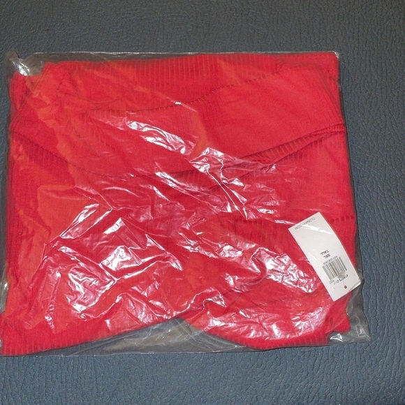 Old Navy Off-Shoulder Ribbed Top Size XXL Tall NWT - Picture 5 of 5